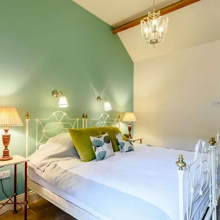 Hébergement de vacances 1 Bed In Oc-g0143 *